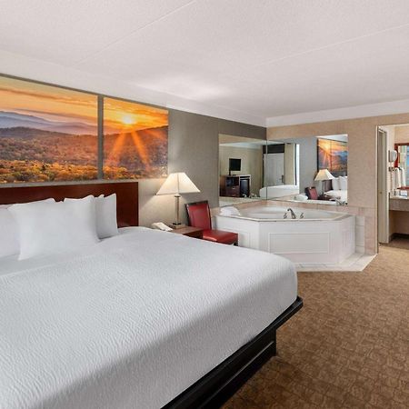 Days Inn By Wyndham Columbia Kentucky Esterno foto