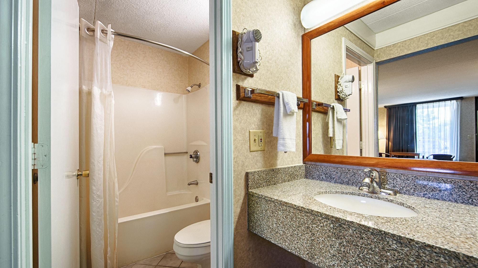 Days Inn By Wyndham Columbia Kentucky Esterno foto