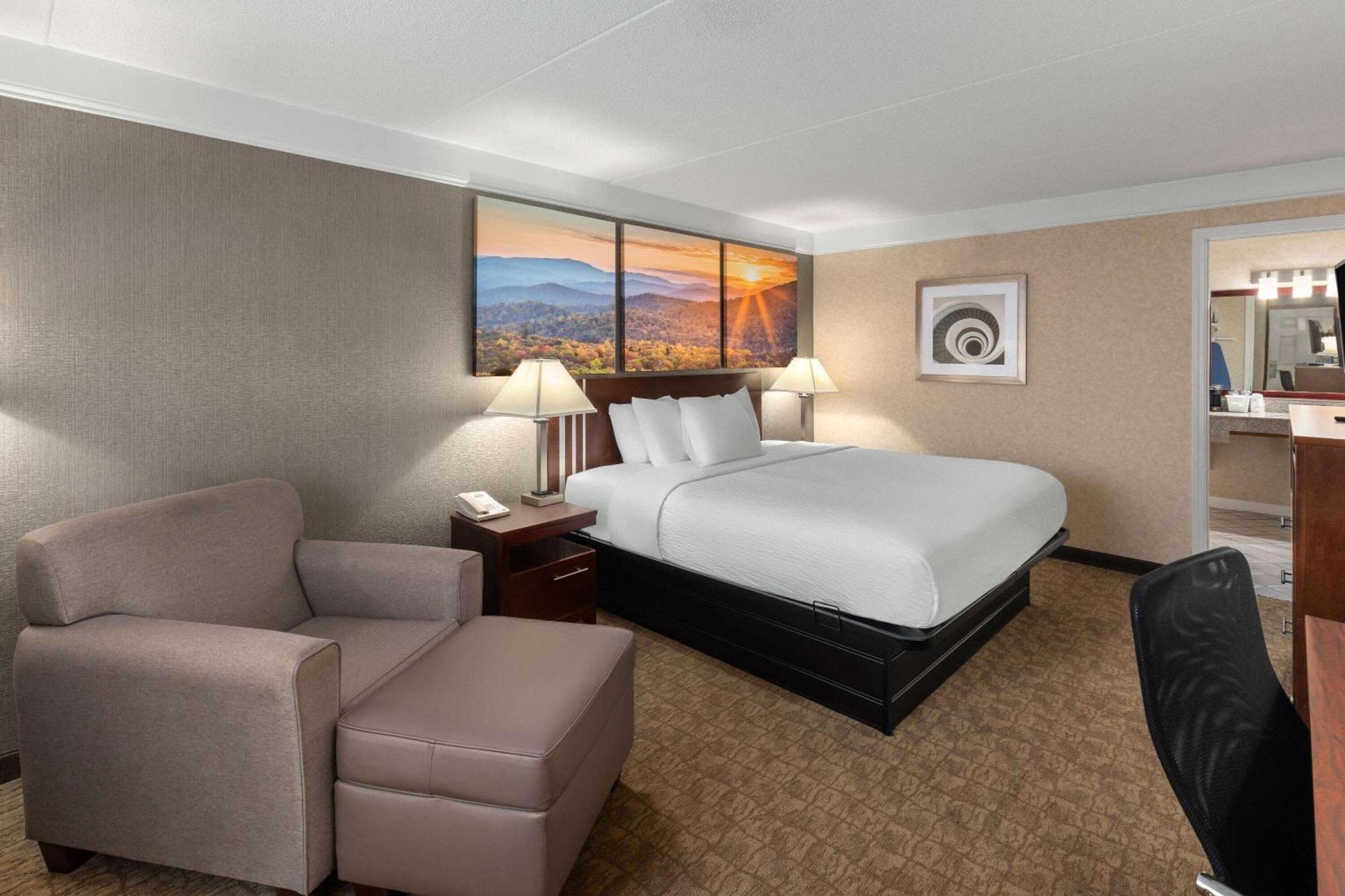 Days Inn By Wyndham Columbia Kentucky Esterno foto