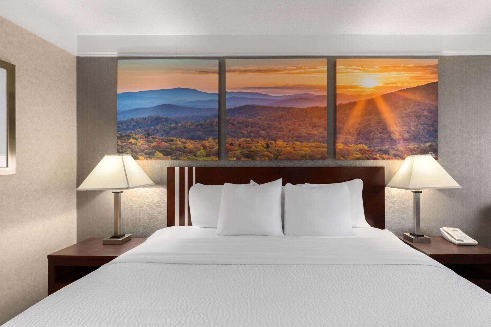 Days Inn By Wyndham Columbia Kentucky Esterno foto