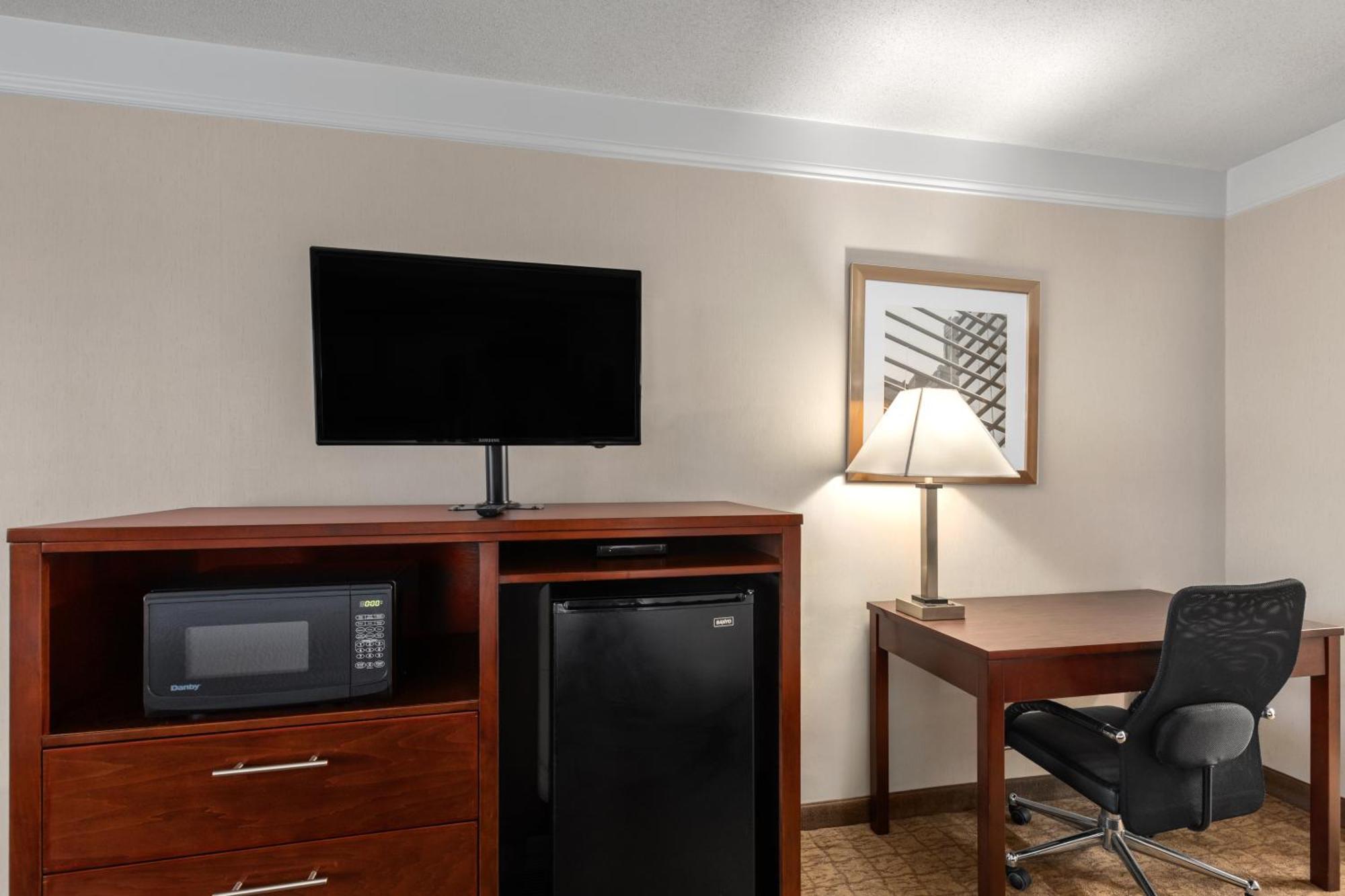 Days Inn By Wyndham Columbia Kentucky Esterno foto