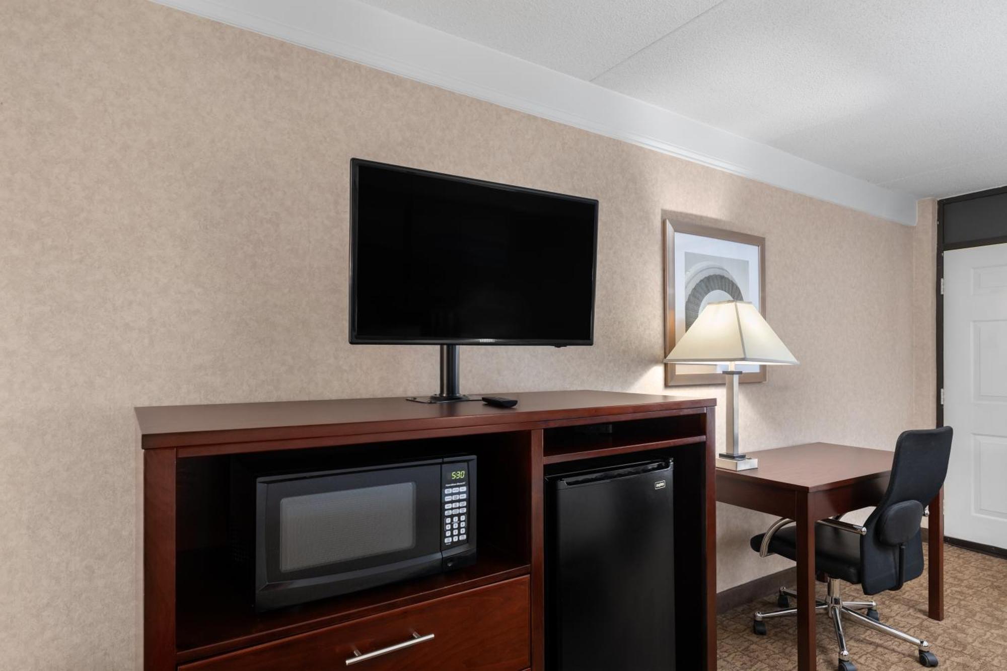 Days Inn By Wyndham Columbia Kentucky Esterno foto